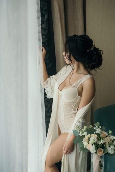 an ivory lace bodysuit, a plain robe with short sleeves and a lace edge for a sexy look