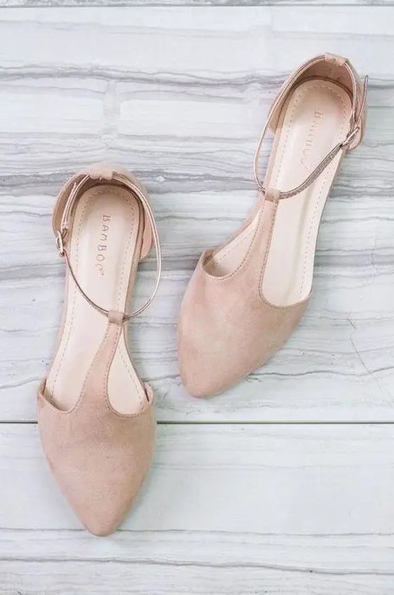 nude suede flat shoes with T straps look stylish and will provide you with comfort adding a slight retro feel to the look