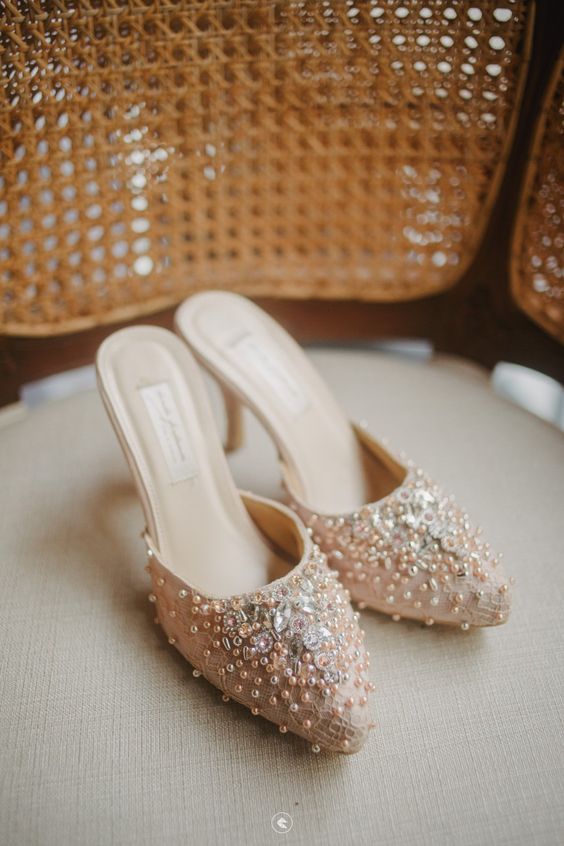 jaw-dropping nude fulyl embellished wedding mules will be a nice idea for a vintage-inspired or refined bridal look