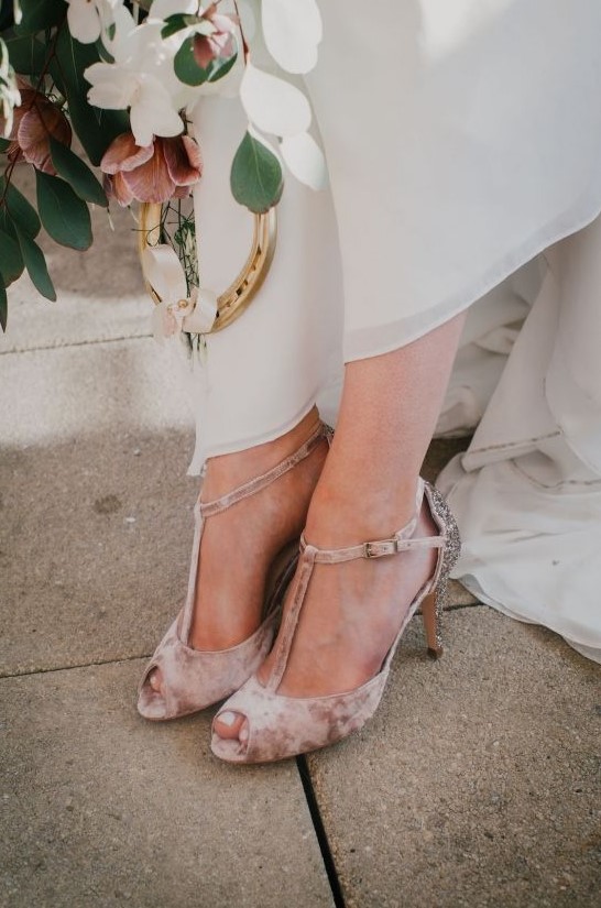 vintage glam wedding shoes in blush velvet with glitter backs and T-straps look very stylish and chic