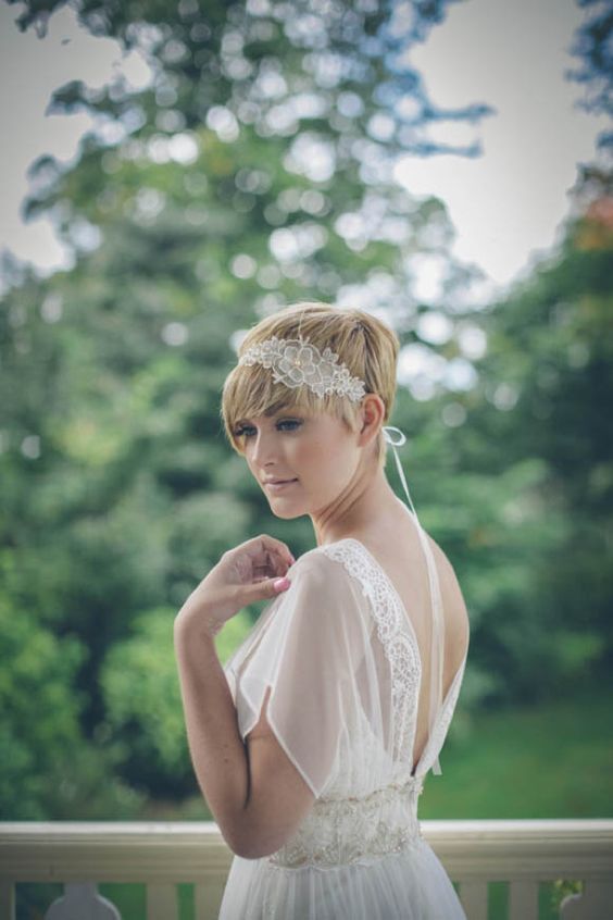 a straight blonde pixie accented with a delicate white lace headband is a lovely idea for a wedding, it looks chic and beautiful