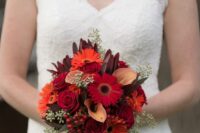 a stylish fall wedding bouquet