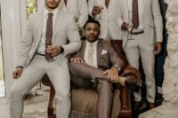 09 a brown pantsuit, a floral tie, black loafers with no socks for a stylish and out of the box groom’s look