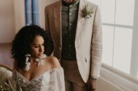 27 a tan linen pantsuit, an olive green shirt, a greenery boutonniere are a cool and comfortable combo for a tropical wedding