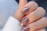 brown chrome nails will be amazing for a fall bride, this is a soft fall-inspired touch of color