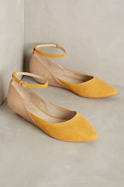 mellow yellow flats with shiny backs and ankle straps are a cool and catchy solution
