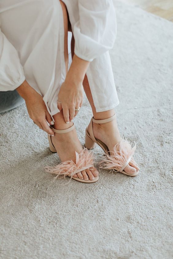 nude wedding shoes with blush feathers are great for a chic and glam look, they will add interest