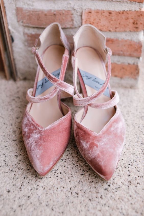 pink velvet wedding shoes with criss cross straps are amazing for any wedding, this is a very compatible color, and fabric adds elegant