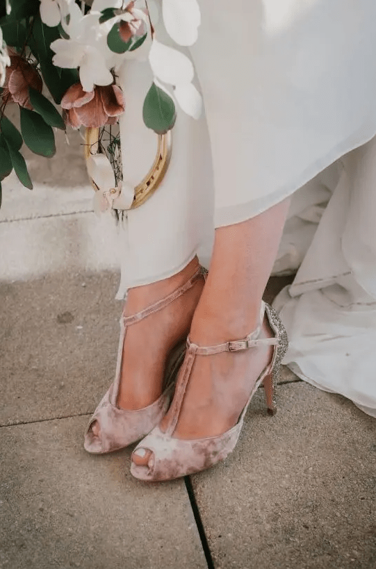 lovely vintage wedding shoes