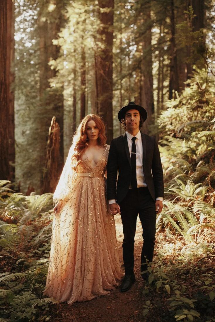 42 Refined Black And Beige Wedding Ideas - Weddingomania