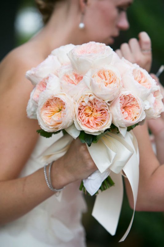 Picture Of most gorgeous garden rose bridal bouquets  4