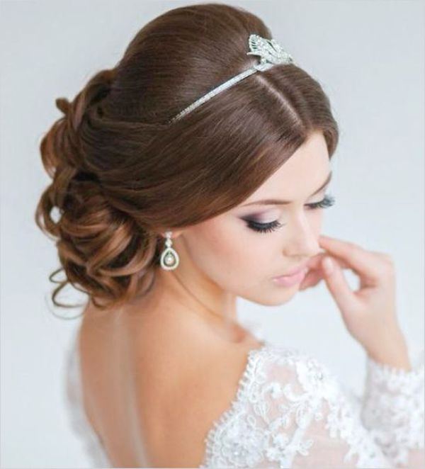 Breathtaking bridal headbands that we love  10
