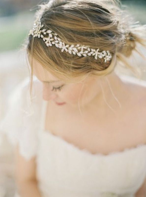 Breathtaking bridal headbands that we love  22