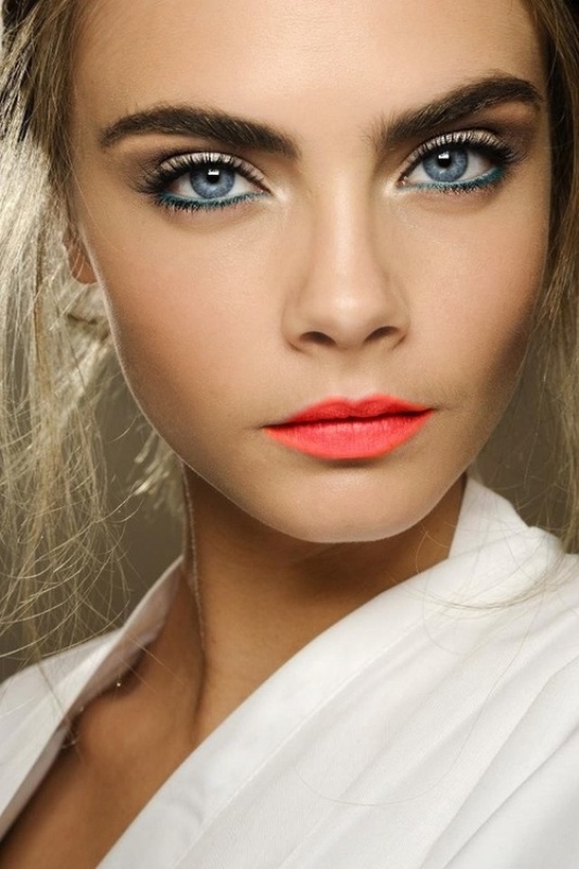 Bridal Makeup Ideas With Stunning Bright Lips