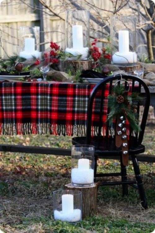 a burlap tablecloth or table runner is a perfect solution for a rustic winter or Christmas wedding