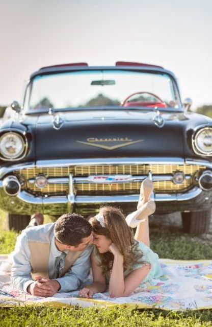 Chic And Trendy Retro Car Ideas For Your Wedding