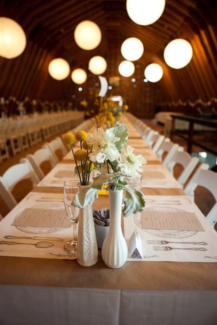 kraft paper wedding menus are great for a rustic or just relaxed and laid back wedding
