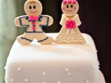 a cute square wedding cake design