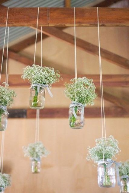 Various Ways To Use Baby’s Breath At Your Wedding 24
