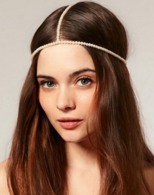 a boho pearl bridal headpiece is an alternative to a chain one and will look softer and more girlish if you don't like chains