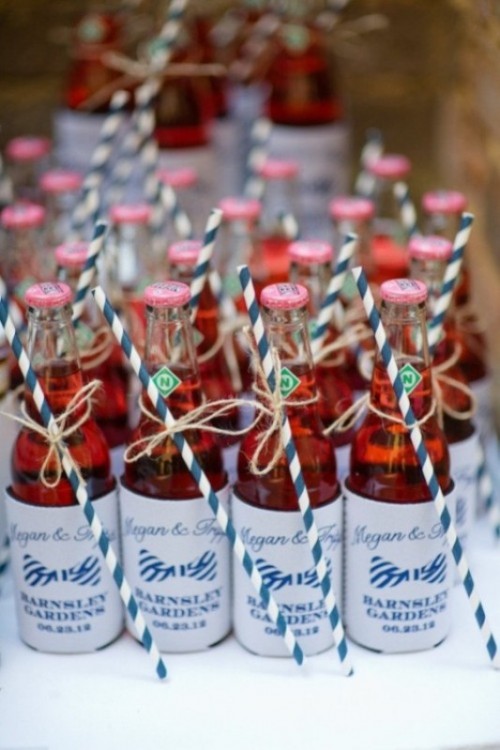 refreshing drinks are a must for a beach wedding, your guests should stay refreshed