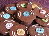 glazed cookies styled as vinyl are a nice idea for your dessert table