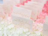 25-gorgeous-ways-to-use-ombre-wedding-flowers-24