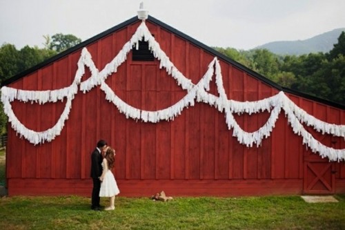 Inspiring Barn Wedding Exterior Decor Ideas