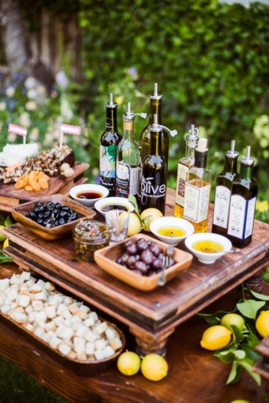 Go for an olive and oilve oil tasting bar for your Tuscany wedding to enjoy local tastes