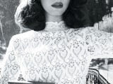 dark vintage curls on medium length hair is one of the favorites of Lana del Rey