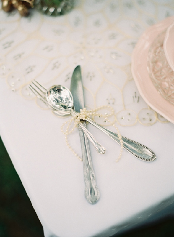 Picture Of vintage inspired great gatsby themed rehearsal dinner ideas  12