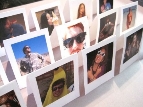 Polaroids used to make a seathing chart is a very cool and very creative idea that can be DIYed