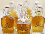 whiskey drinkable wedding favors are amazing as they fit many weddings and styles and themes