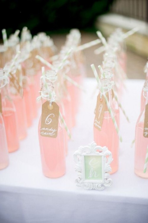 pink lemonade bottles are great to fit a glam and fun wedding, they will fit many themes and styles and they refresh well