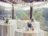 27-sweet-ways-to-decorate-your-wedding-with-pennants-15