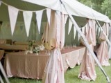 27-sweet-ways-to-decorate-your-wedding-with-pennants-24