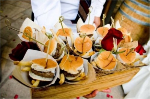 Latest Foodie Trends To Incorporate Into Your Wedding Trend