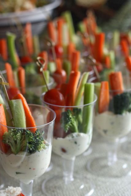 cups with fresh veggies and dip is a very healthy idea, suitable for vegan weddings, too