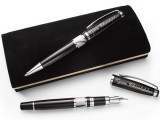 elegant and refined pens in a chic cover are a good groomsmen gift idea for everyone, choose the most elegant ones