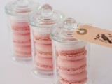 mini jars with macarons and tags are always delicious wedding favors for a beach or any other wedding