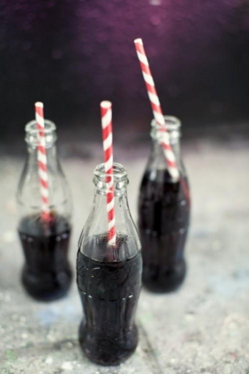 offer Coke for wedding drinks and add colorful strawsto add a cute retro touch to the wedding