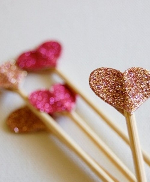 pink and rose gold heart sweets toppers or drink stirrers will make your food and drinks very glam and shiny