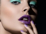 a statement mint and purple makeup – mint eyeshadows, purple lips and nails for a wow look