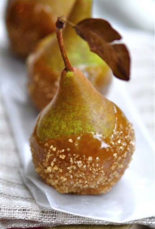 delicious candied pears are a fresh take on candied apples, these are cool and delicious fall wedding favors are amazing