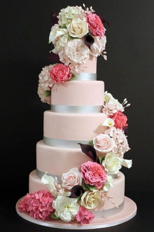 32 Romantic Light Pink Wedding Cakes - Weddingomania