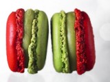 red and green macarons as winter wedding favors and desserts are a very cool idea and everybody will like them