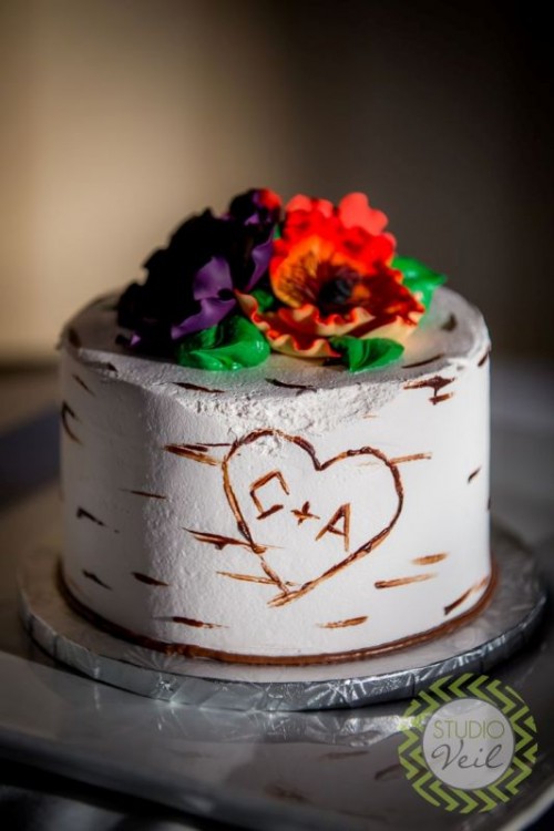 34 Pretty One-Tier Wedding Cakes To Get Inspired - Weddingomania