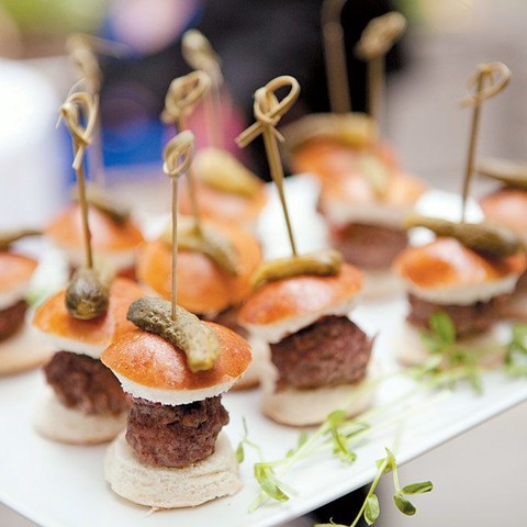 mini sliders with pickled cucumbers are tasty and great for a fall wedding, you can DIY them