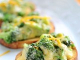 crostini with broccoli in egg sauce is a hearty fall appetizer idea, which can be easily customized for vegetarians