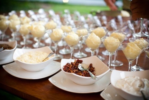 a wedding mini taco bar with various fillings is a great idea for any wedding